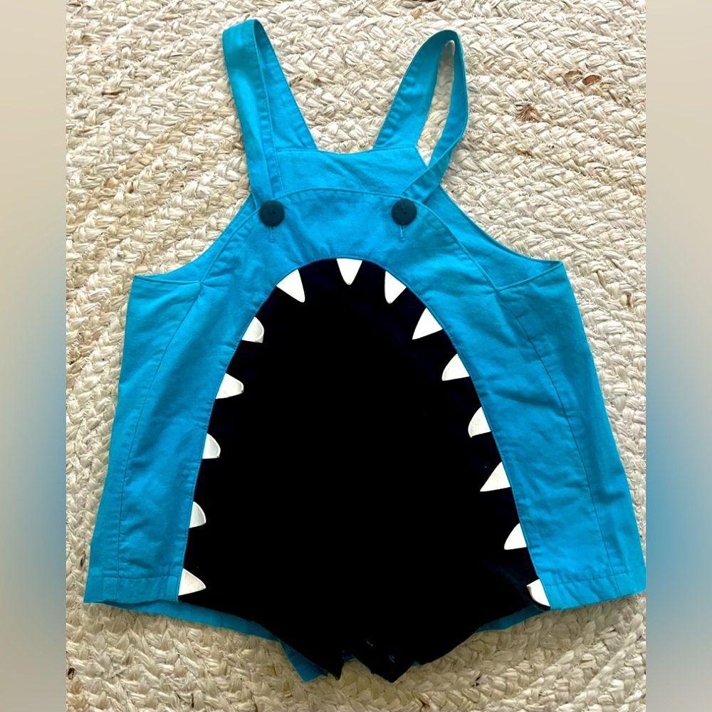Shark jumper 24 months